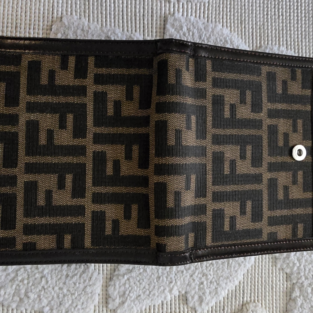 Fendi Planner - Picture 6 of 9